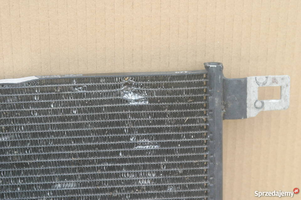 VW AUDI Q7 CHŁODNICA KLIMATYZACJI 4M0816411B Bieleń