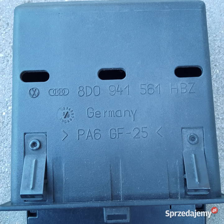 Audi A4 B5 Schowek środkowy konsoli 8D0941561 Dębica