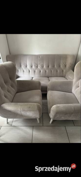Pudrowy komplet wypoczynkowy Sofa 3 osobowa i sprzedam