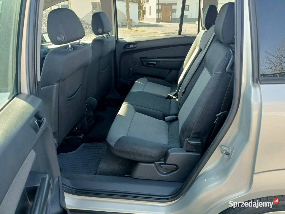 Opel Zafira Opel Zafira 19CDTI 101 05r 7os B nieuszkodzony Tarnów