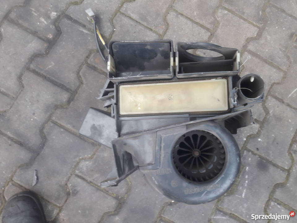 NAGRZEWNICA Panel nawiewu mercedes 6738300561 Części śląskie Częstochowa