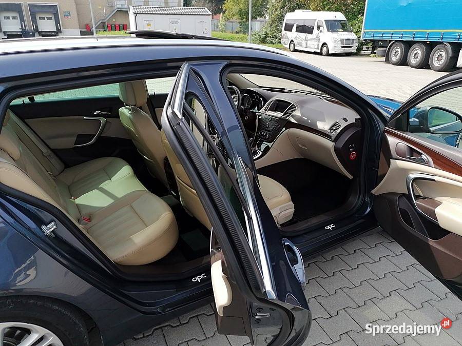 Opel Insignia OPC Benzyna Turbo GAZ światła przeciwmgielne Sanok