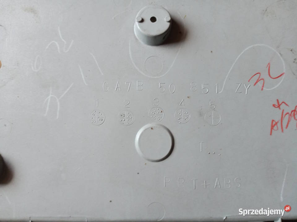 tylna atrapa do MAZDY 626 2000cm3 Kielce