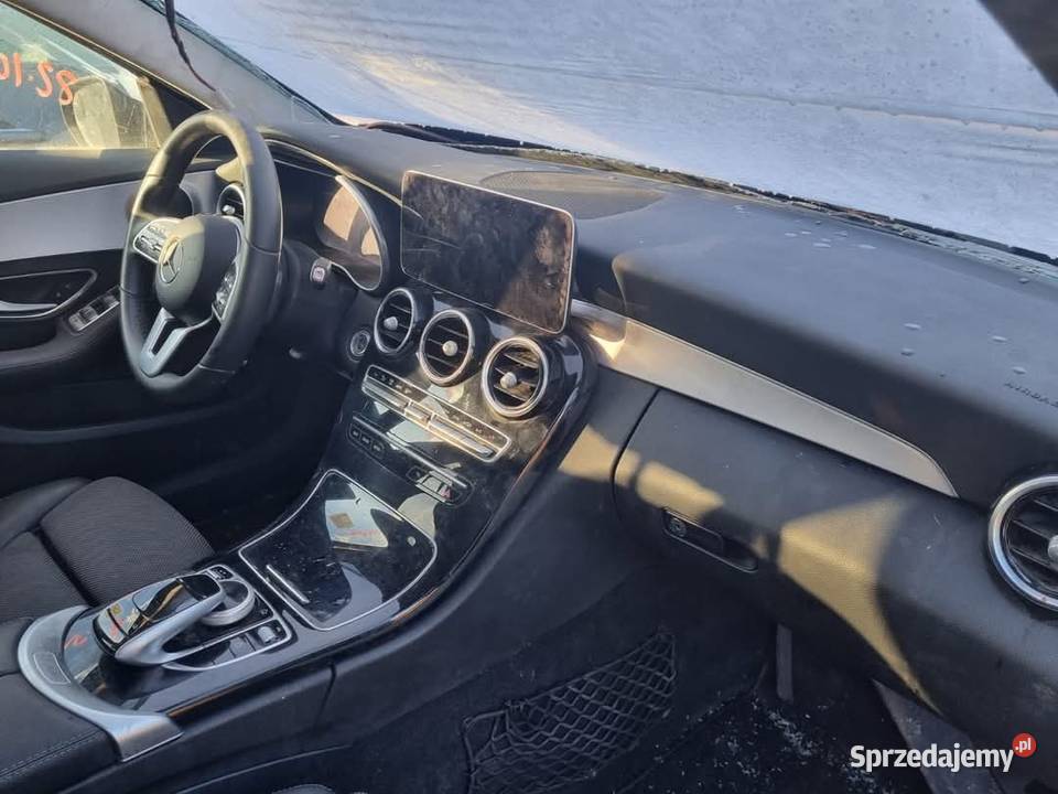 Mercedes C klasa 2021 przebieg 25 uszkodzony Klasa C Bzianka