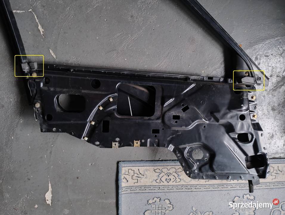 Audi 80 B4 Uszczelka Pianka tapicerki drzwi Lewy Dębica