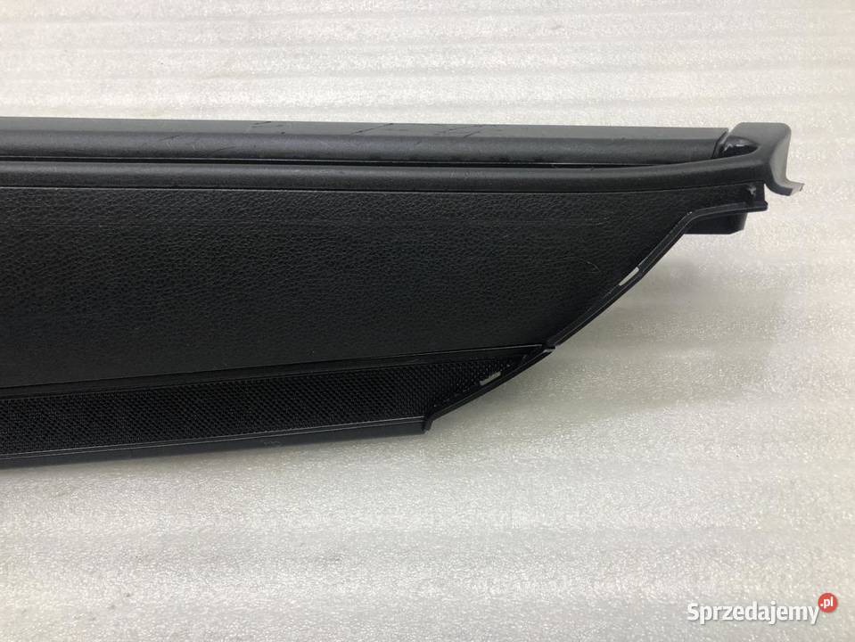 LISTWA BAGAŻNIKA LEWA MERCEDES W204 2048600124 Osłony i zaślepki
