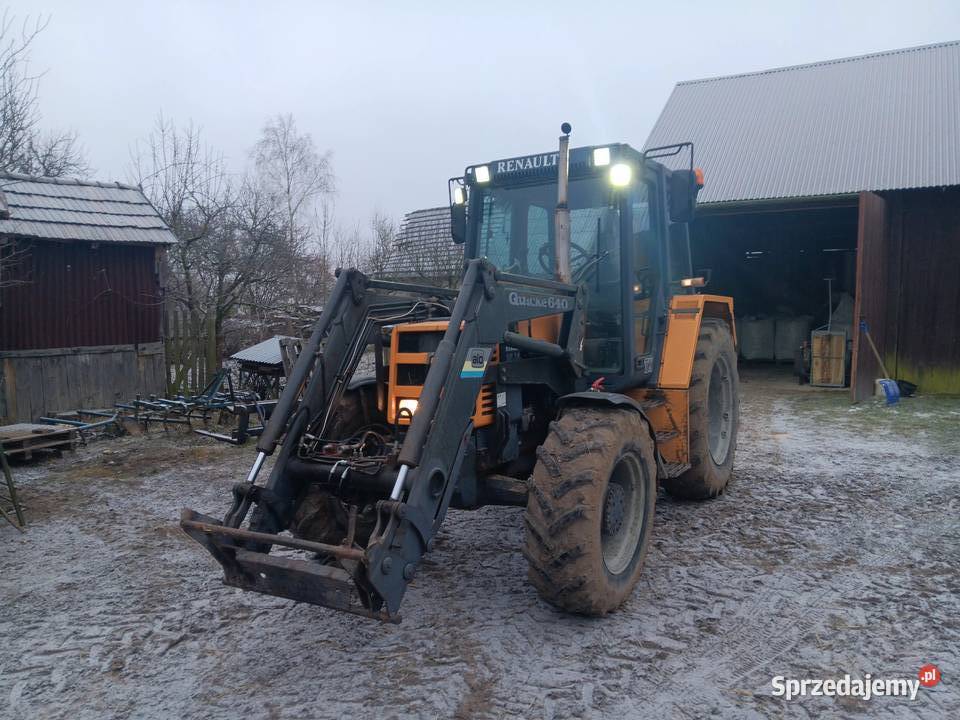 Renault 9514tx z ładowaczem Ciągniki świętokrzyskie Wola Czaryska