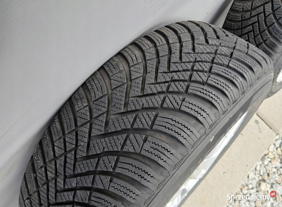 Toyota Yaris Cross IV 5 x 1143 alufelgi 16 felgi Oleśnica