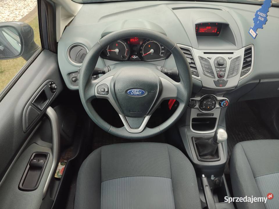 Ford Fiesta MK7 125 Benzynka Klimatyzacja autoalarm Fiesta
