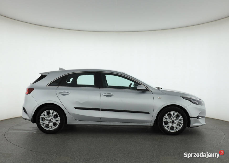 Kia Ceed 15 TGDI srebrny Cee'd mazowieckie Piaseczno