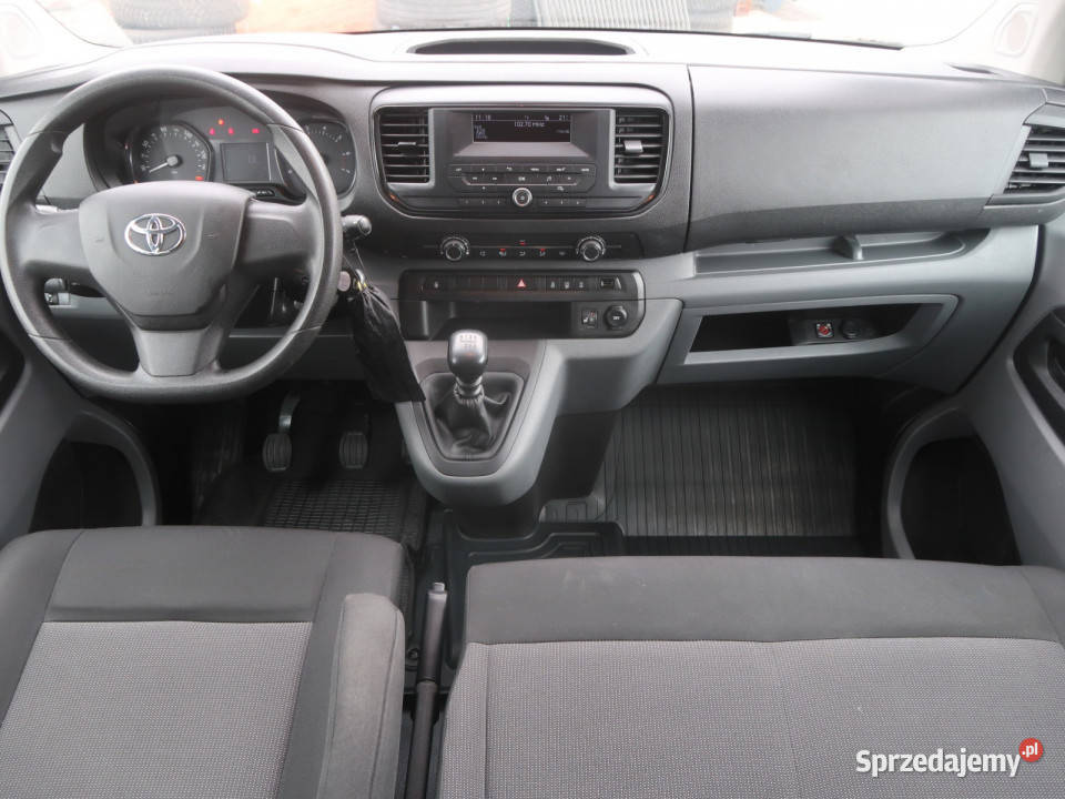 Toyota ProAce 20 D4D manualna ProAce sprzedam