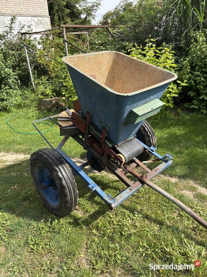 Rozdrabniacz uniwersalny BĄK siewnik KOS Ernestynów sprzedam