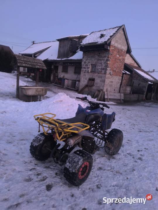 Sprzedam quada Rok produkcji 2017