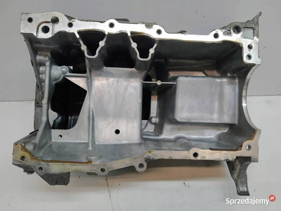 MISKA OLEJOWA 18 HYBRID Toyota Auris II 2012 Rok produkcji 2013