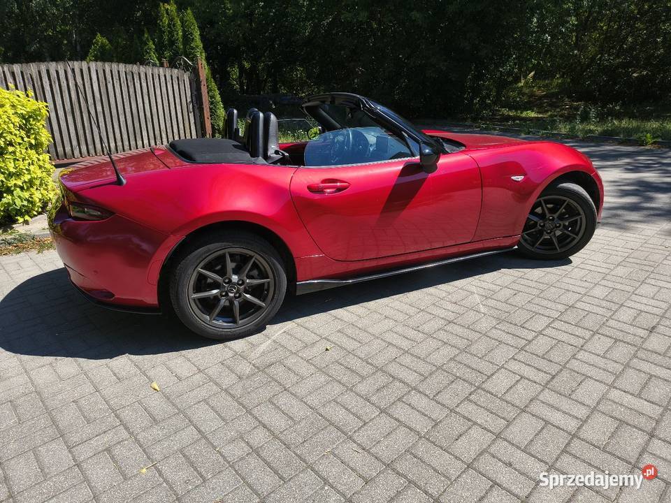 Mazda MX5 cabrio 2/3