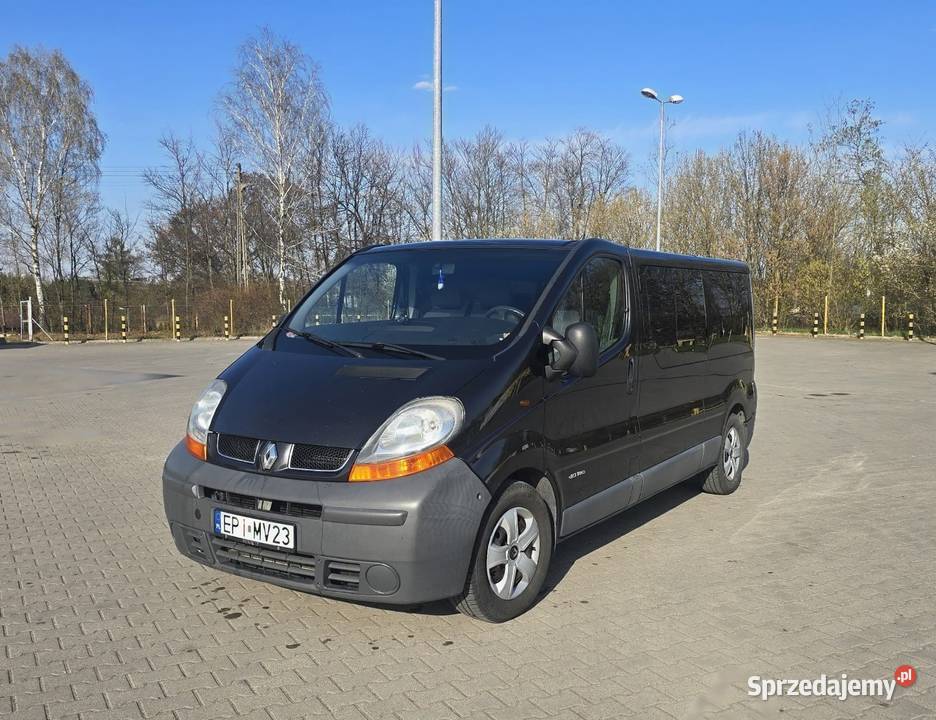 Renault Trafic 25 9 osobowy ZADBANY Rok produkcji 2004 Sulejów