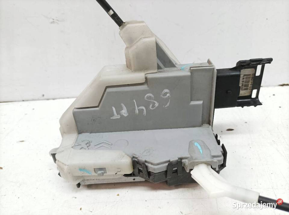 ZAMEK DRZWI TYŁ PRAWY EU PSA732298 Peugeot 3008 świętokrzyskie