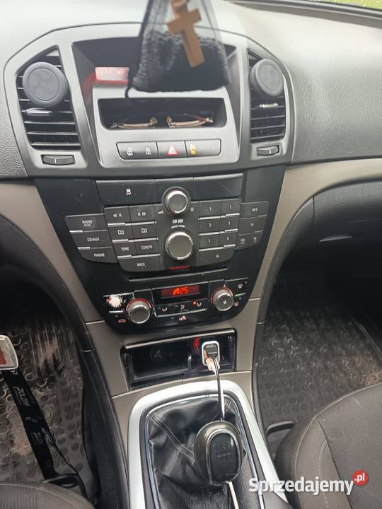 Sprzedam Opla Insignia 20 TDCi 163 z 2010 roku przyciemniane szyby