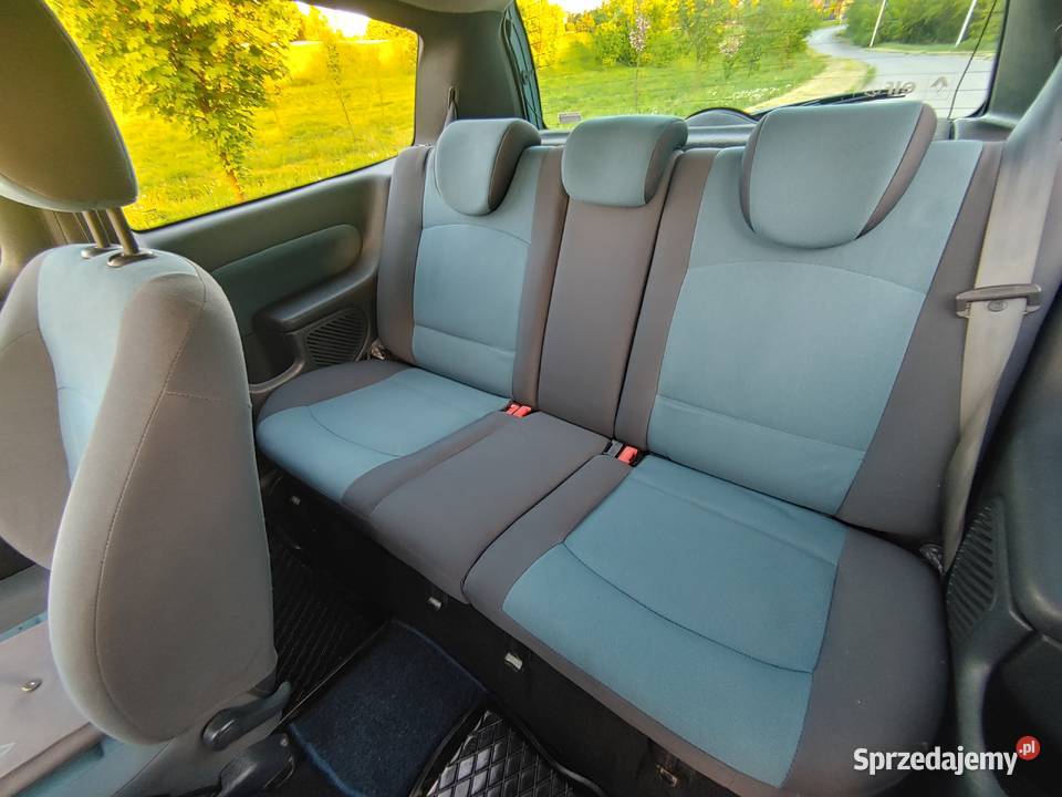 RENAULT Clio 12 benzyna LPG 2003 r Ostrowiec Świętokrzyski