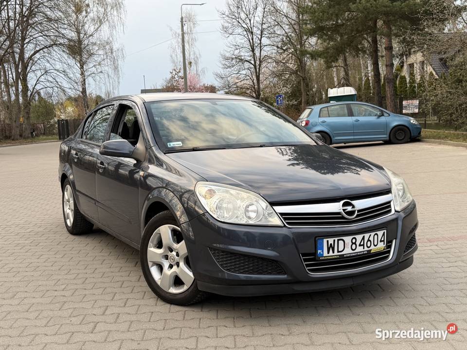 Opel Astra H Salon 16 16v kupiony w polskim salonie Osowiec