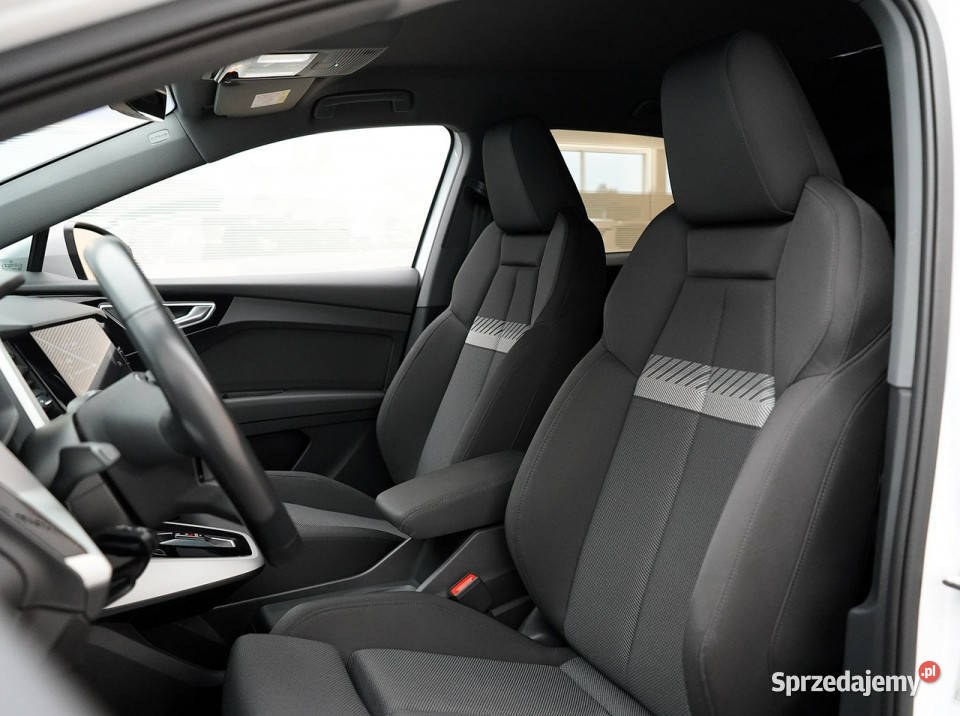 Audi Q4 Q4 etron 40 204 Matrix Navi Kamera ACC kamera cofania Kielce