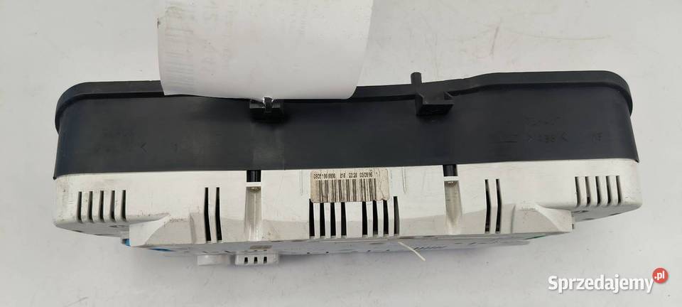 LICZNIK ZEGAR VOLKSWAGEN PASSAT B5 09051969906 Lipno