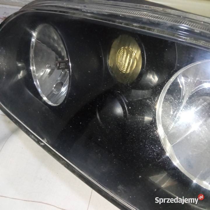 Lampy przód hella VW golf 4 czarne osobowe