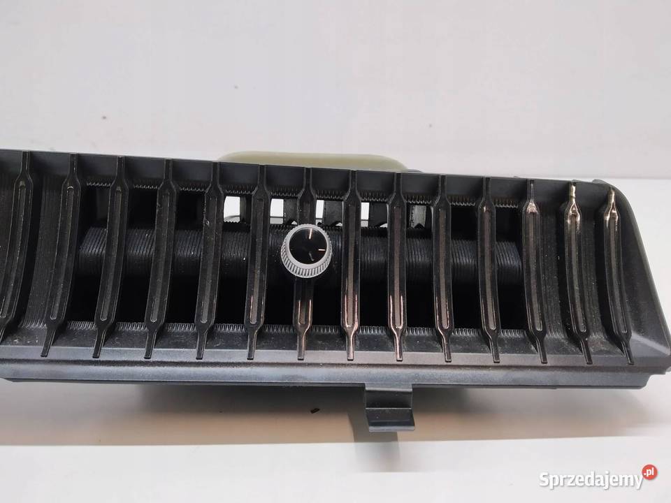 KRATKI NAWIEWU DEKOR 3P1819202 Skoda Superb IV