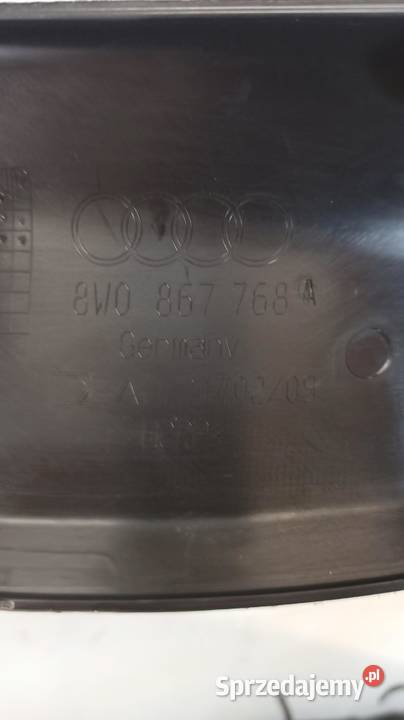 OSŁONA WEWNĘTRZNA PROGU PRAWA A4 B9 8W0867768A osobowe