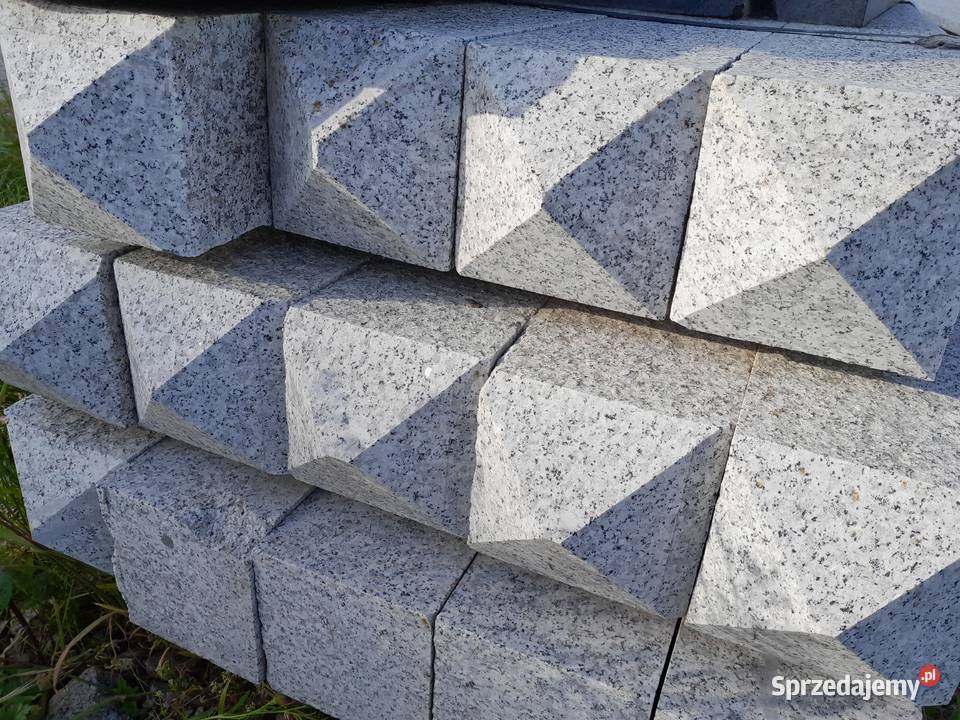 Słupy granitowe Strzegom sprzedam
