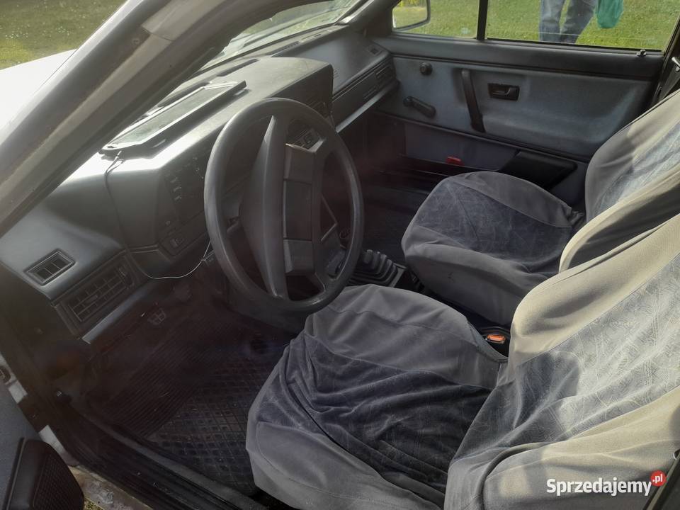 Volkswagen Passat 18 87r klasyk Zaborze sprzedam