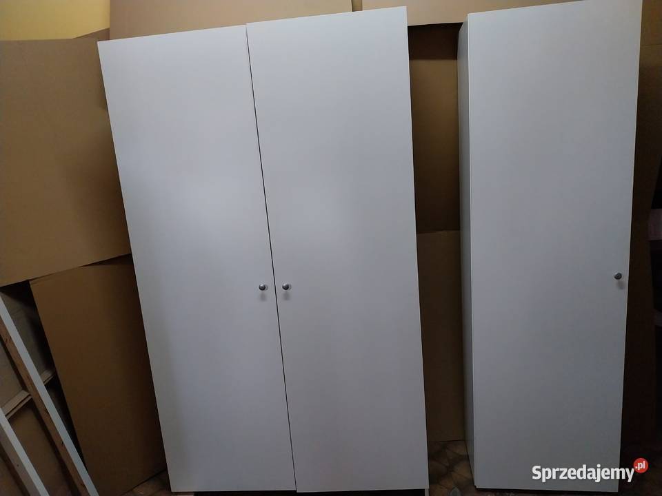 dwie szafy garderoby białe