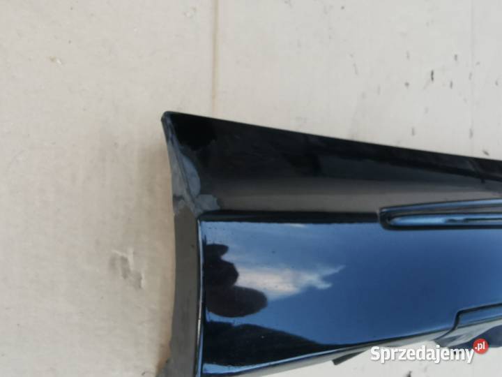 Listwa progowa prawa rh MercedesBenz w205 amg listwy boczne