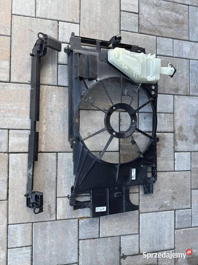 Obudowa wentylatora chłodnicy Toyota Yaris 3 Dąbrowa Tarnowska