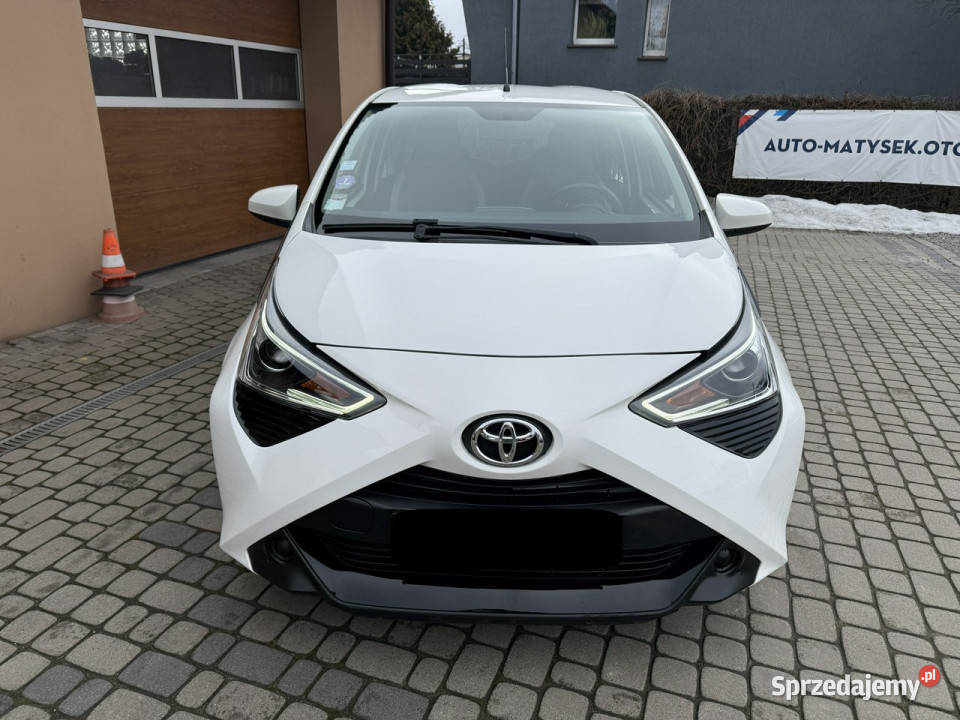 Toyota Aygo 10 72 Klima Kamera CarPlay II 2014 Orzech sprzedam