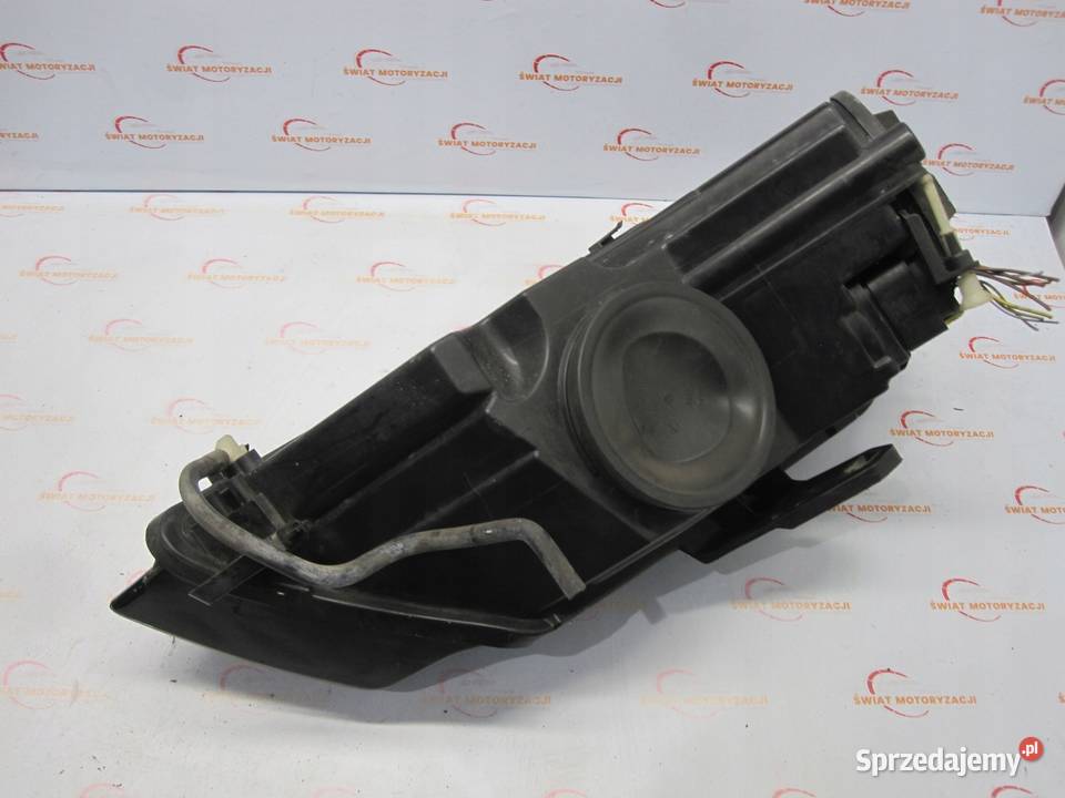 AUDI A3 SPORTBACK 8PA 10r lampa lewa przód