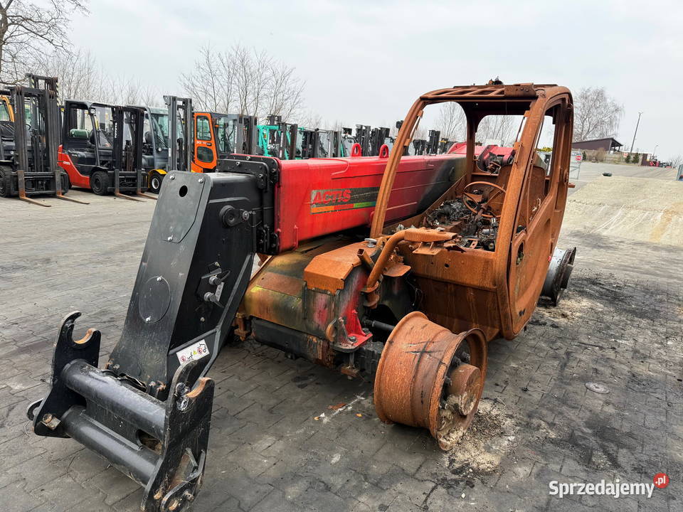ładowarka teleskopowa MANITOU MLT MT930 na Maszyny budowlane Działoszyn