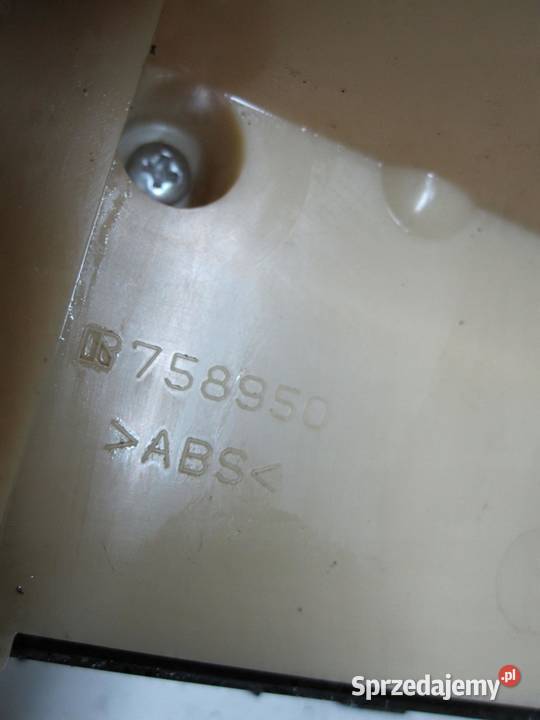 LEXUS IS II 08r panel radia klimatyzacji 758950 osobowe