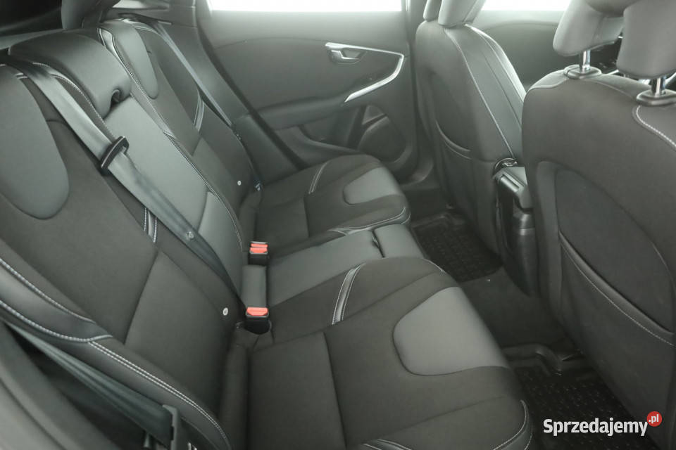 Volvo V40 20 D4 nawigacja
