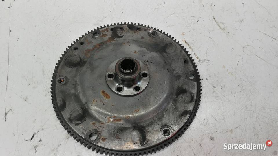 KOŁO ZAMACHOWE AUDI A4 B8 A5 18 TFSI 06H105323H osobowe Przystajń