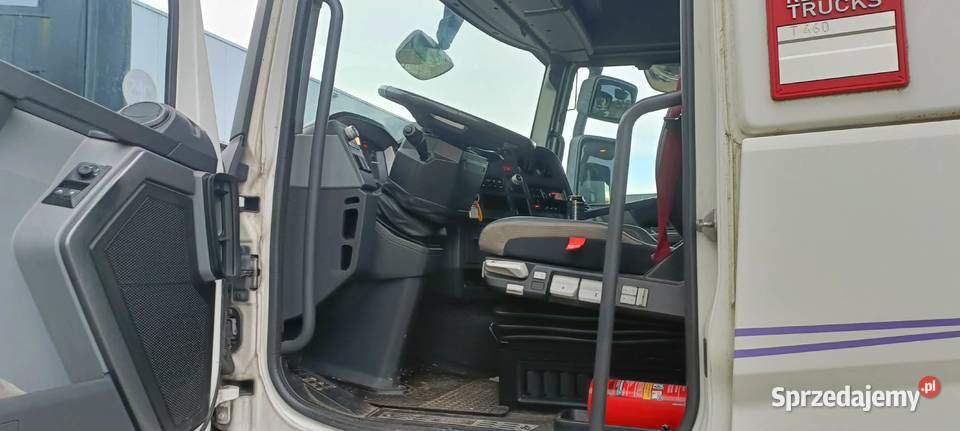 Dwa Renault T460 Ciągniki siodłowe Lublin