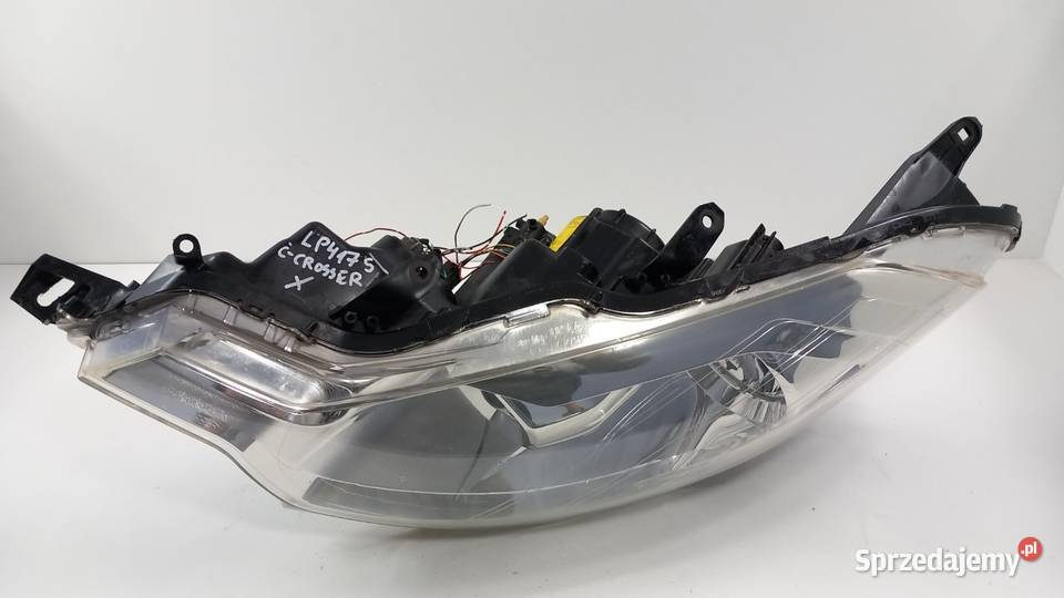CCROSSER LAMPA PRZÓD LEWA SOCZEWKA XENON Zbierkowo