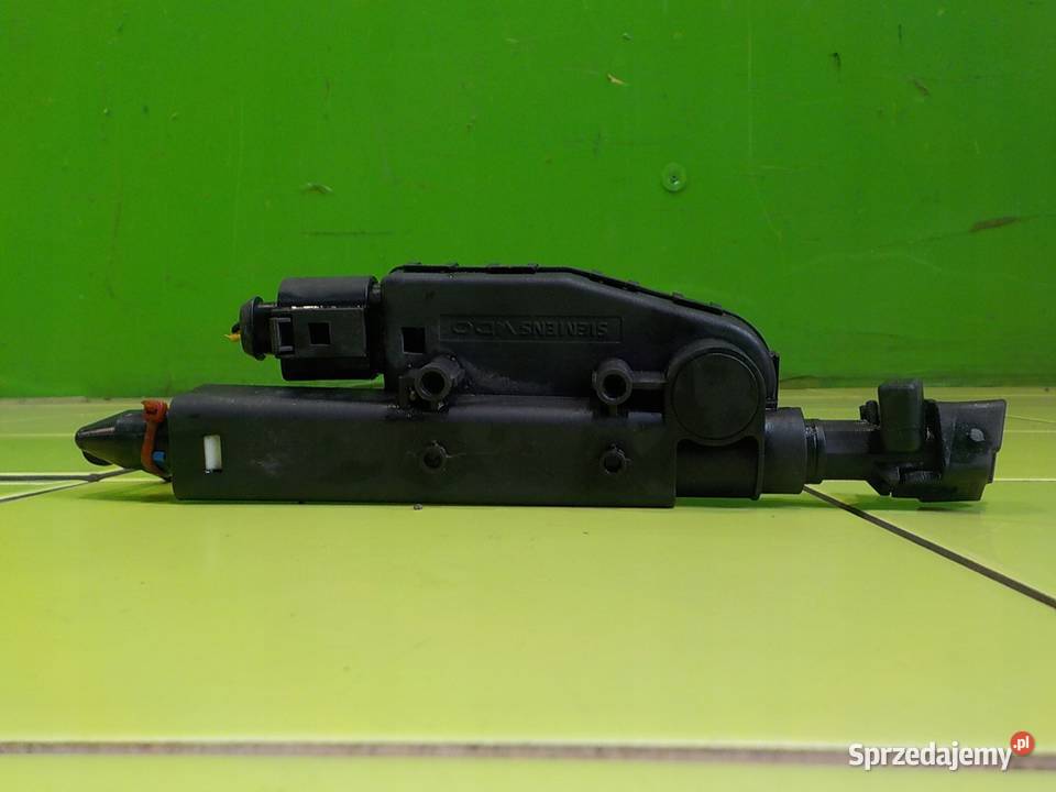 VOLVO V70 III 24 D5 08r KOMBI spryskiwacz lampy Suków