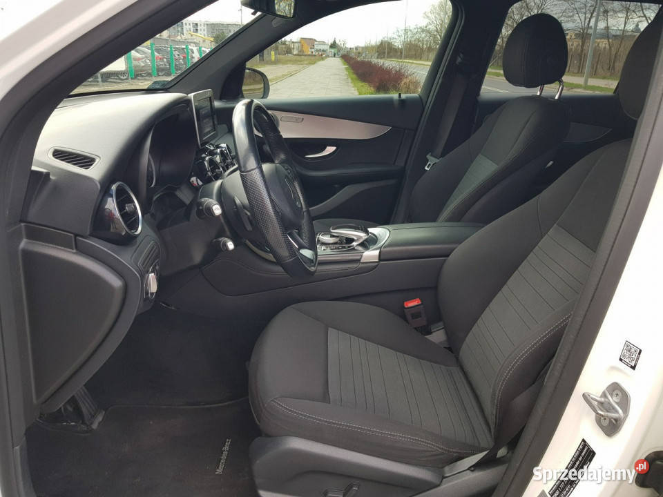 Mercedes GLC 220 GLC 220d 4Matic LEDy Salon biały Samochody osobowe Włocławek sprzedam