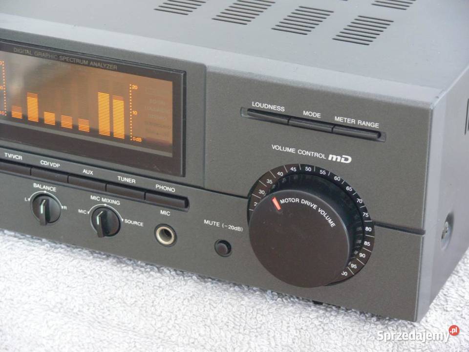 Wzmacniacz z korektorem Universum WYSYŁKA Jasło