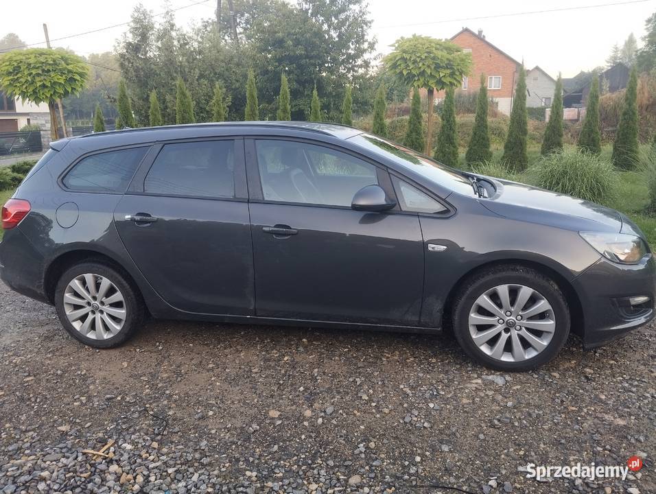 Opel Astra j Ściborzyce
