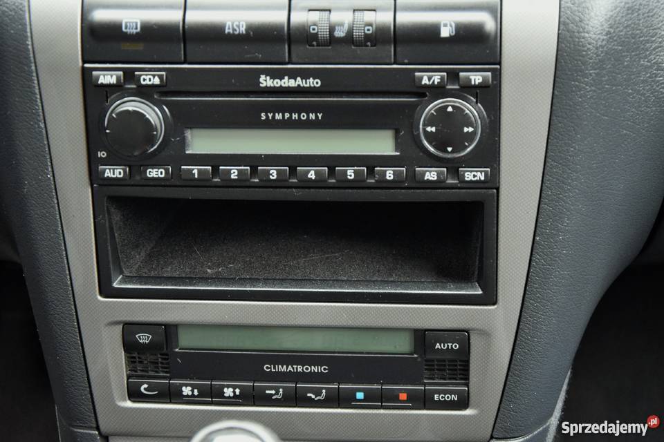 PIĘKNA SKODA OCTAVIA 16 102 FULL Z NIEMIEC ABS Bilcza