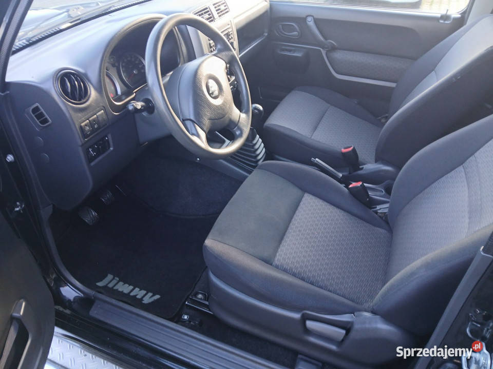 Suzuki Jimny 15DCI LIFT 4X4 klima alufelgi hak 86KM Jimny