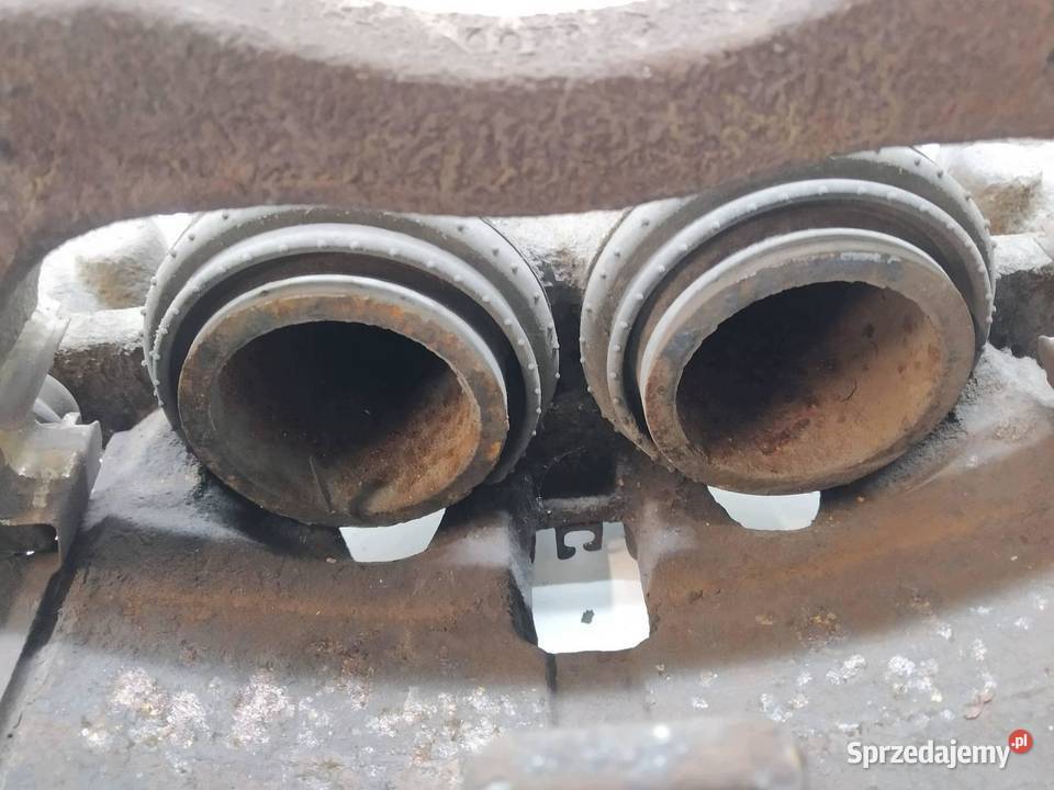 ZACISK HAMULCOWY PRAWY PRZÓD 23 D VI Iveco Daily