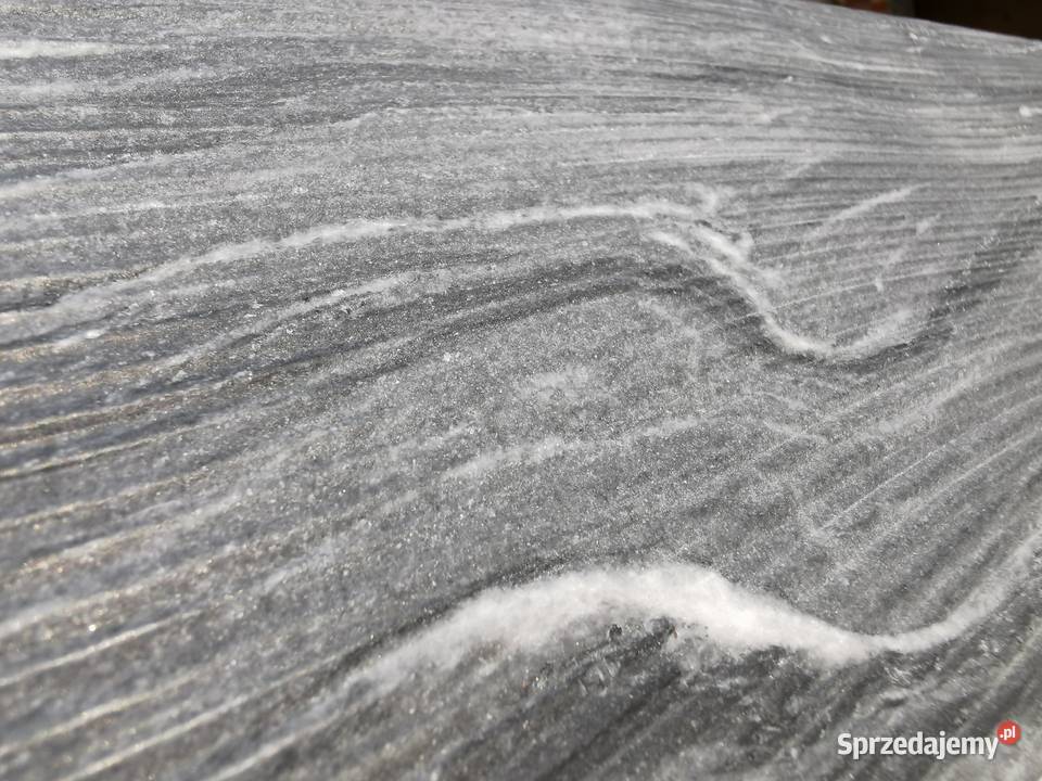 Płytki marmurowe Nero di Valle Poskwitów